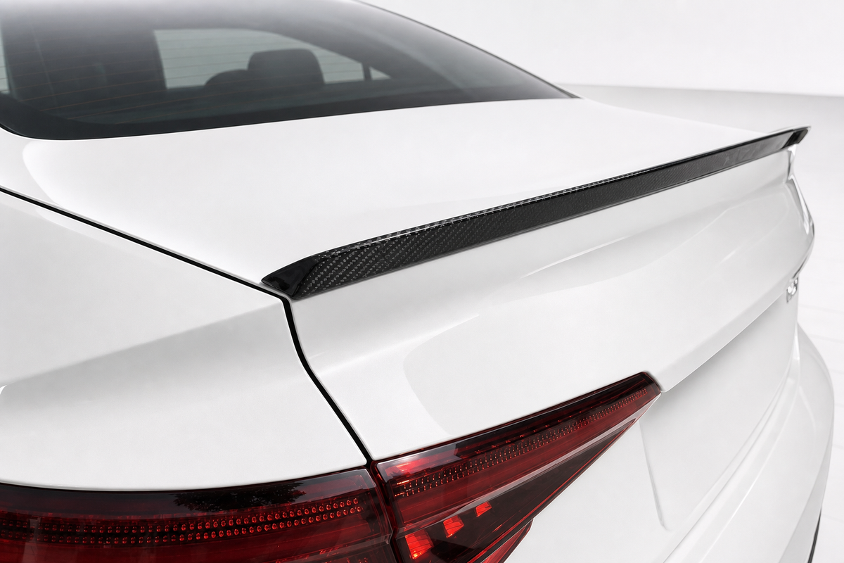 Becquet arrière de coffre Audi A4 B9 en fibre de carbone S4