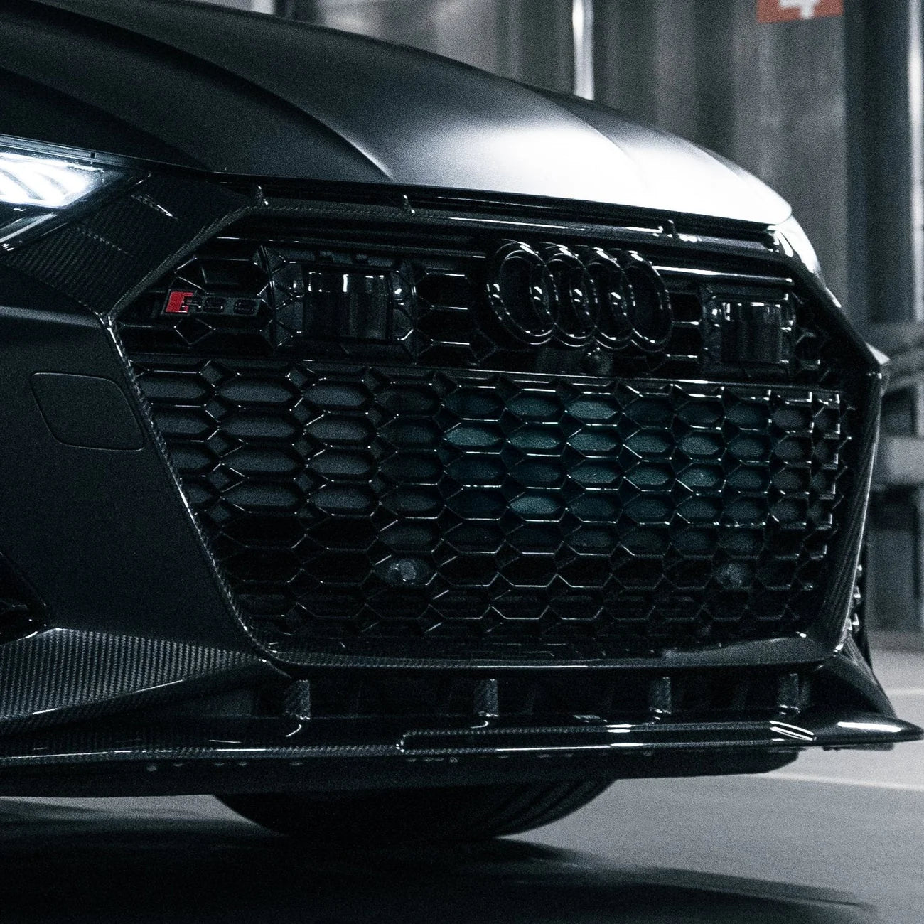 Audi RS6/RS7 C8 Carbon Fiber Front Grill Overlay Trim Cover image 1