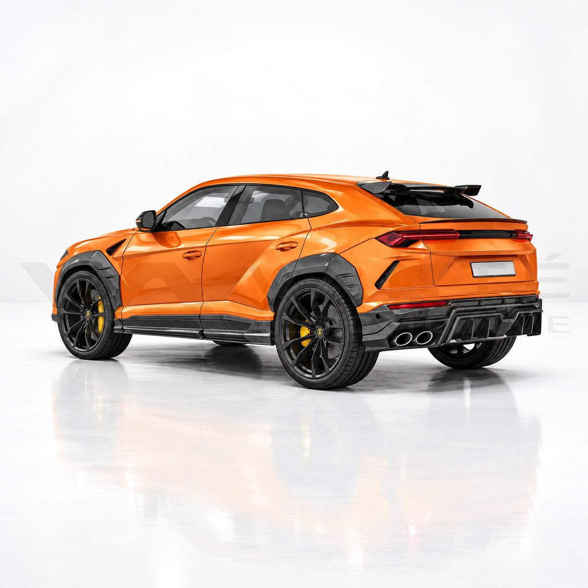 Lamborghini Urus Carbon Fibre Aero Kit – image 3