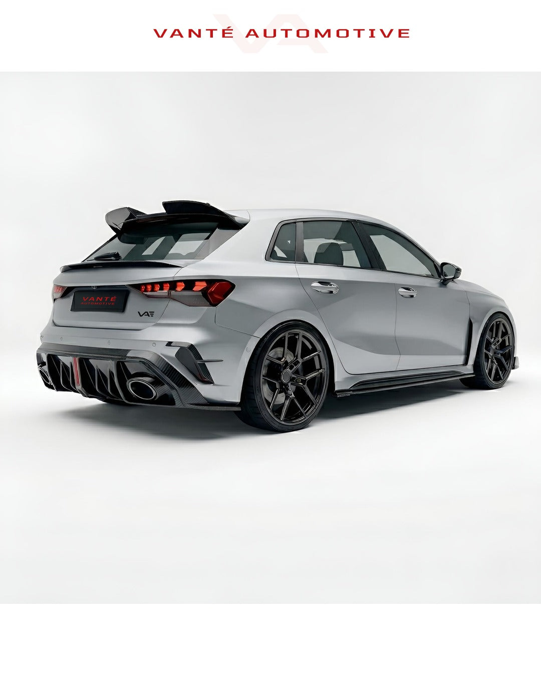 Audi RSQ8 4M フルカーボンボディキット