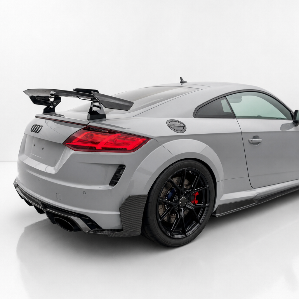 Audi TT/TTS/TTRS 8S (MK3) Carbon Fiber Heckstossstange Blades/Flügel