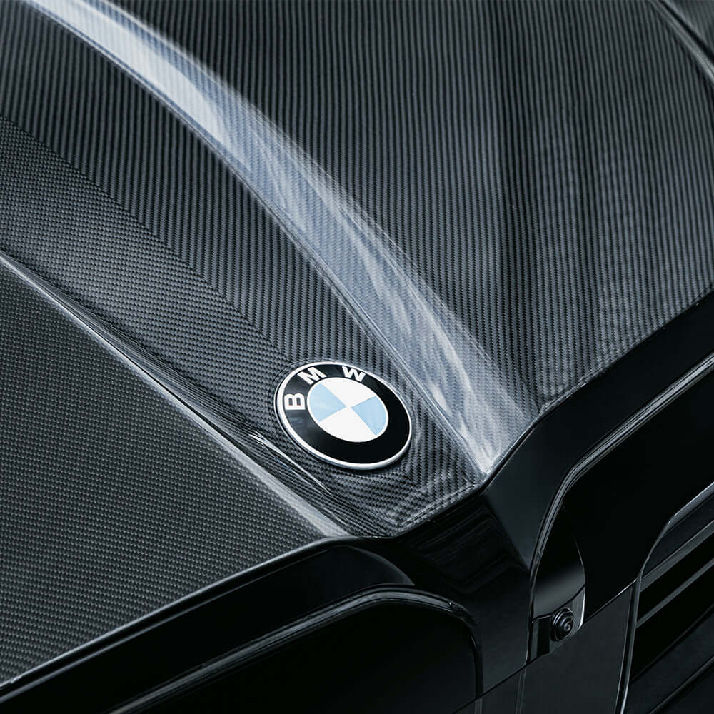 BMW M5 G90 Prepreg Carbon Fibre Vented Bonnet - lightweight 13.5kg track upgrade