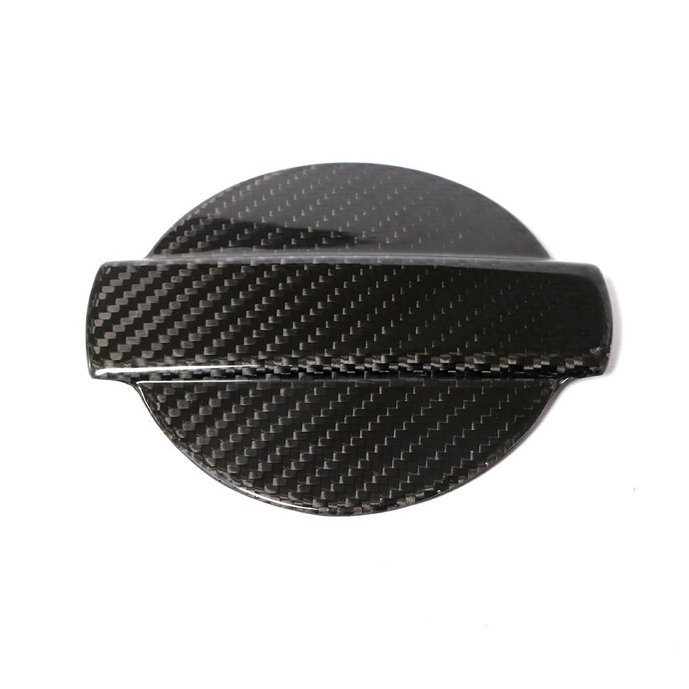 Audi TT/TTS/TTRS 8S (MK3) Carbon Fiber Gas/Fuel Cap Cover image 3