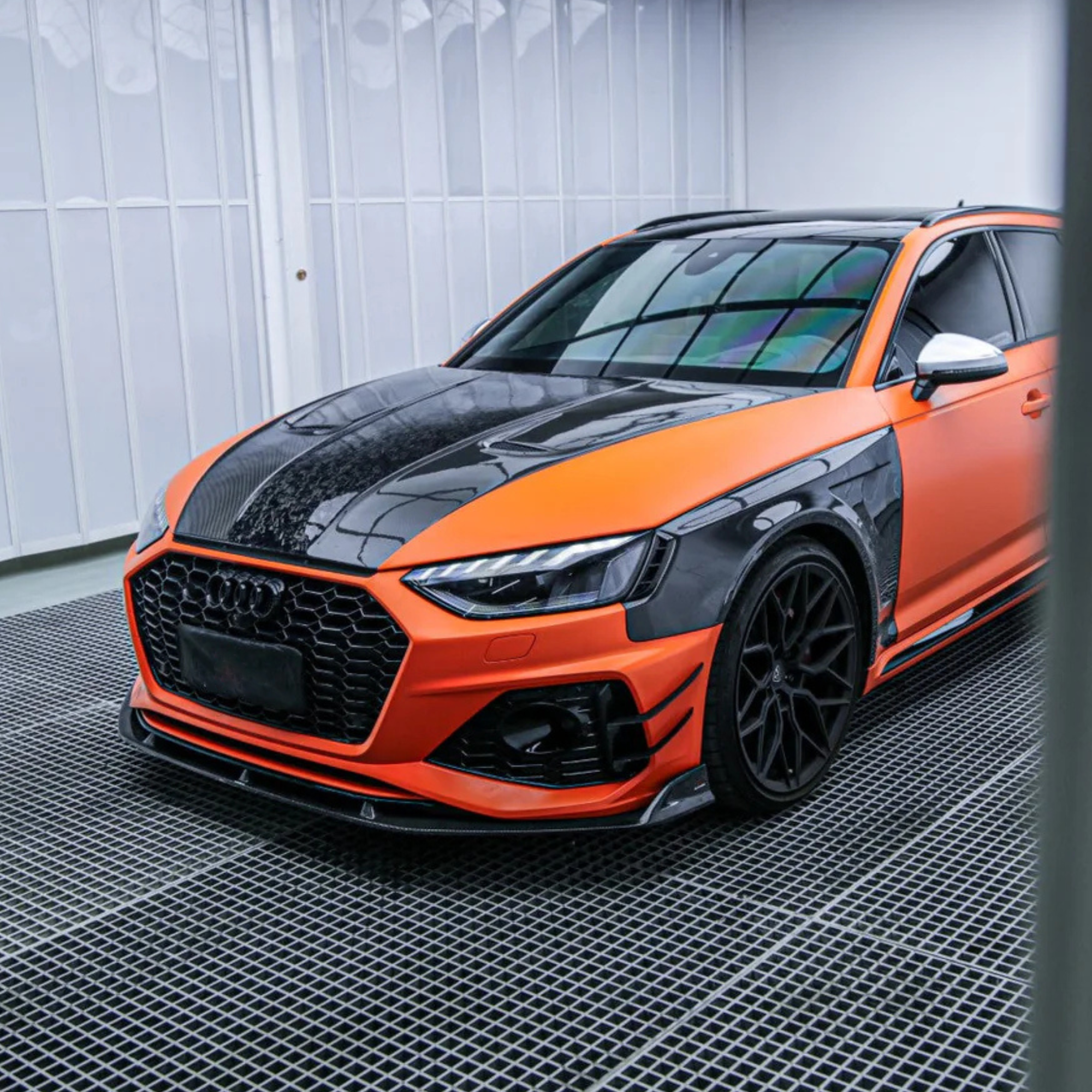 Audi RS4 B9.5 Carbon Fibre Bodykit image 5