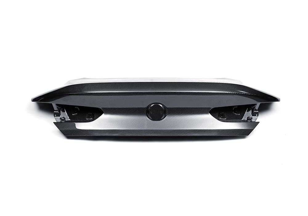 BMW M8 F91 F92 F93 Carbon Fibre Boot Lid - lightweight performance upgrade with gloss finish