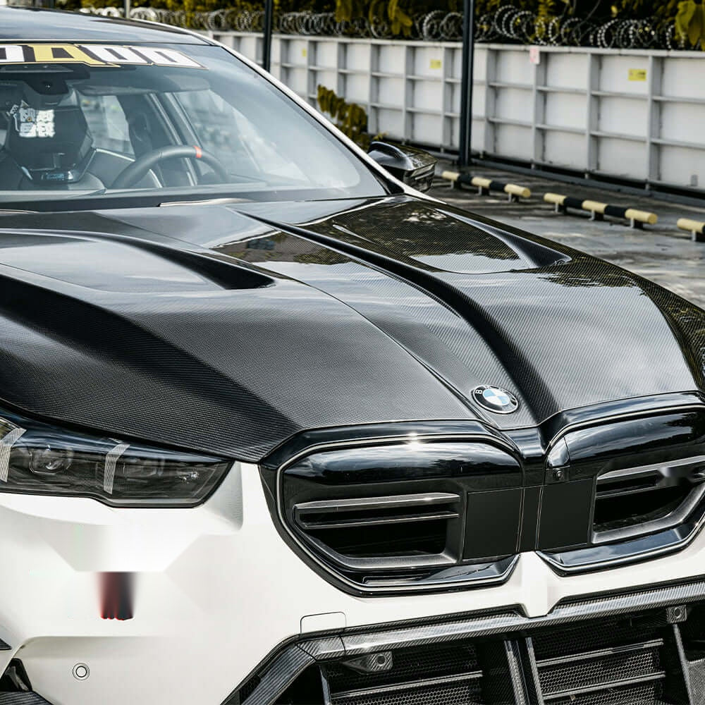 BMW M5 G90 Prepreg Carbon Fibre Vented Bonnet - lightweight 13.5kg track upgrade