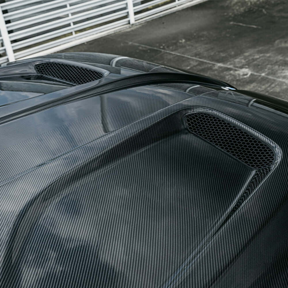 BMW M5 G90 Prepreg Carbon Fibre Vented Bonnet - lightweight 13.5kg track upgrade