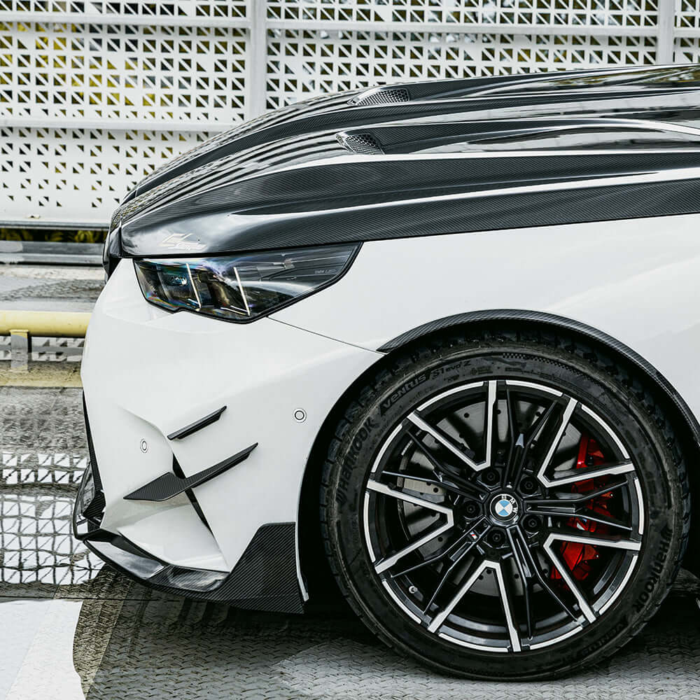 BMW M5 G90 Prepreg Carbon Fibre Vented Bonnet - lightweight 13.5kg track upgrade
